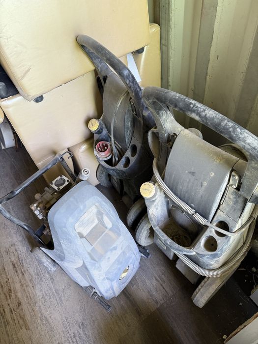Продам 3 штуки моющий аппарат Karcher Professional