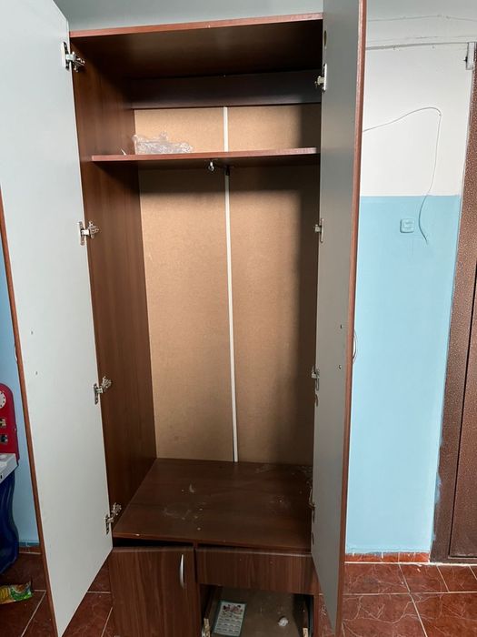 Шкаф для прихожей