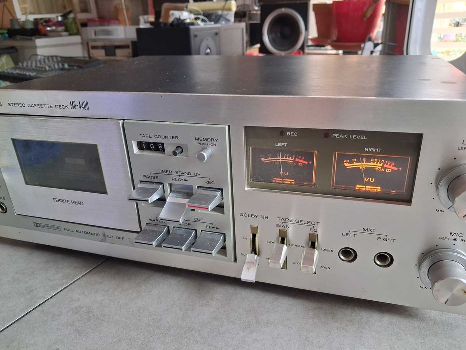 Deck Mitsubishi MG-4400