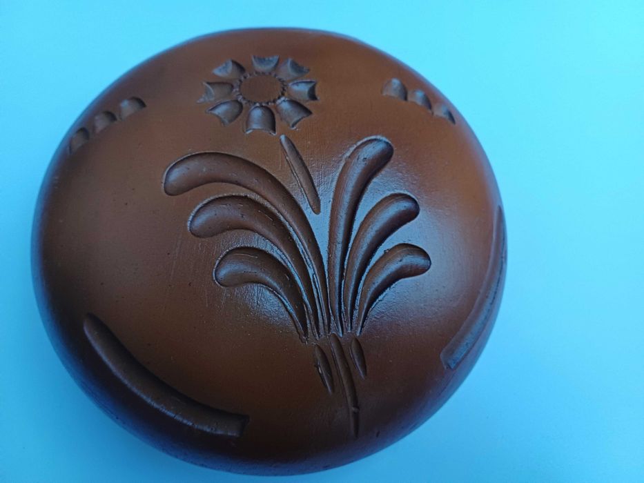 Керамична ваза стенна