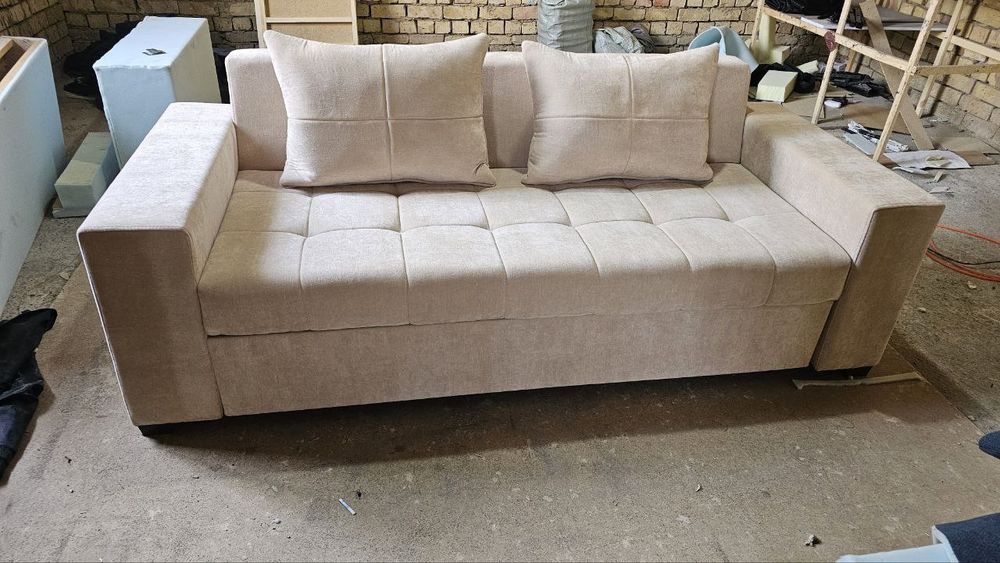 Диван раскладной + стол