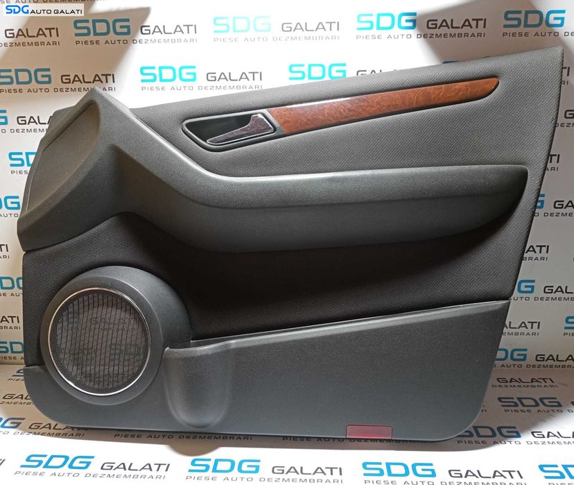 Panou Tapiterie Fata Interioara de la Usa Portiera Dreapta Fata Pasager Mercedes Clasa B Class W245 2005 - 2012 Cod A1697201670 W169225008 [M5915]