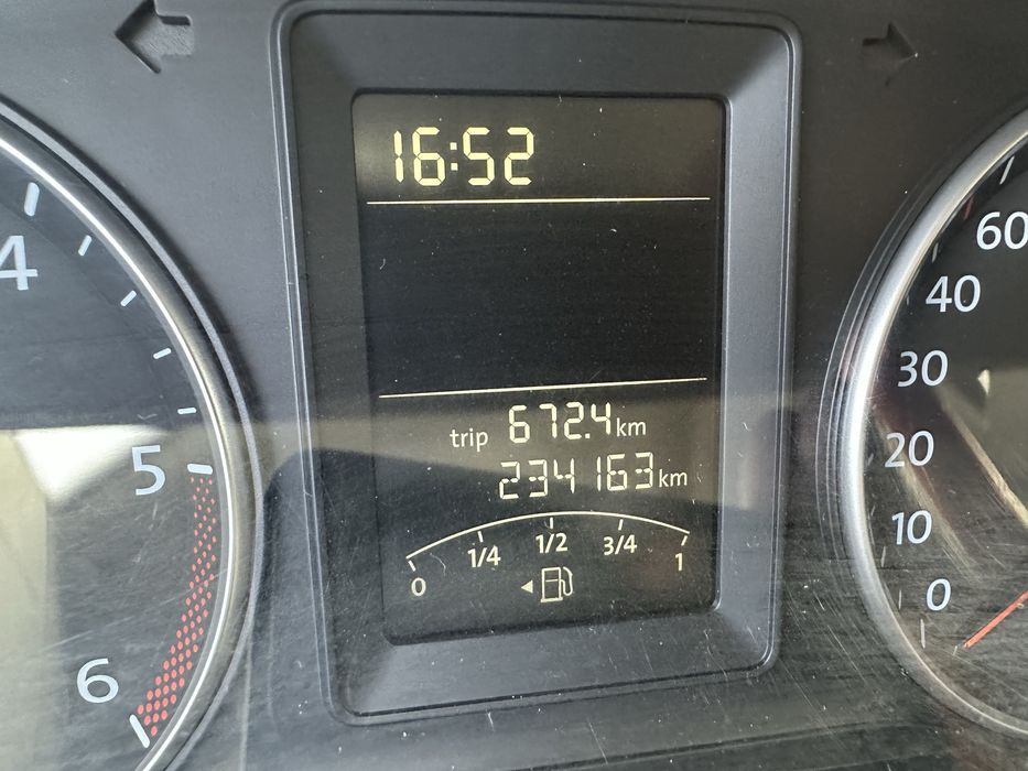 VW Transorter t5+,, пеперуда”2.0 TDI 140 кс 5+1