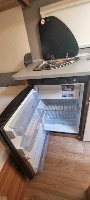 Vand rulota WEINSBERG CARAONE 390 qd, an fabricatie 2016