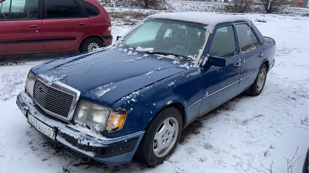 Продам мерседес 124