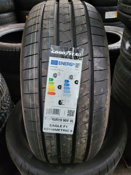 235/45/19 GOODYEAR 2бр