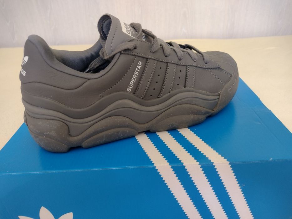 Сникърси Аdidas koжени 38 и 2/3