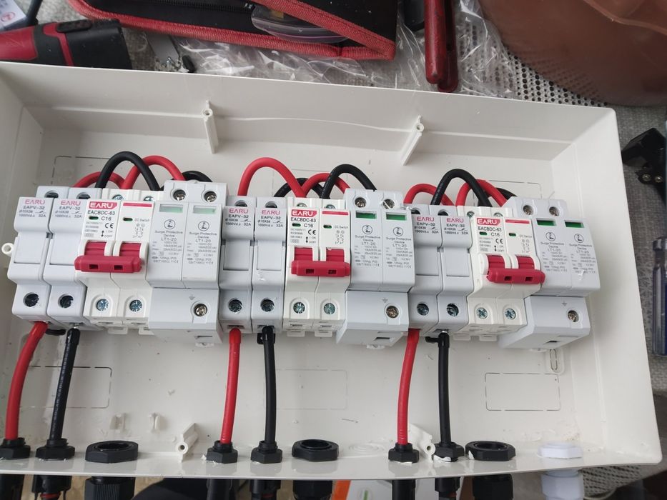 Ел. Табла за соларни панели