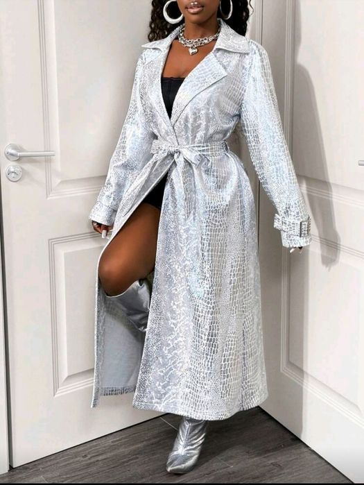 Страхотно дамско манто