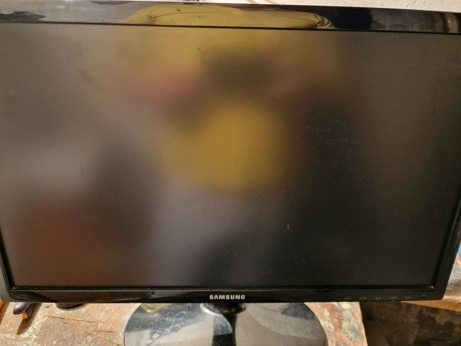 Монитор Самсунг Led