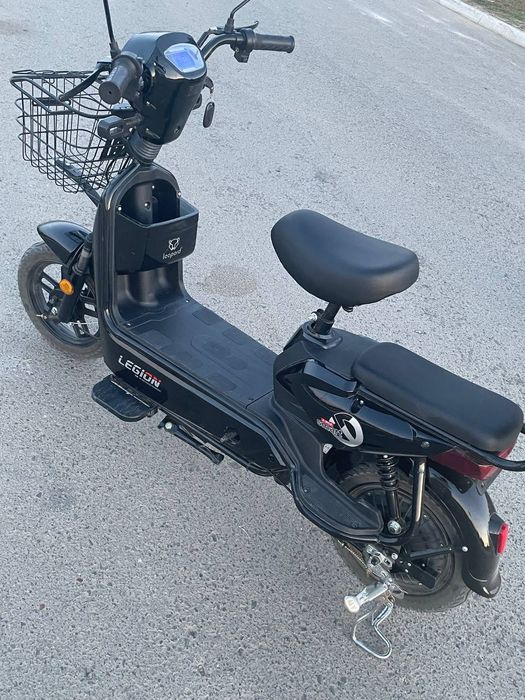 Электрскутер            .