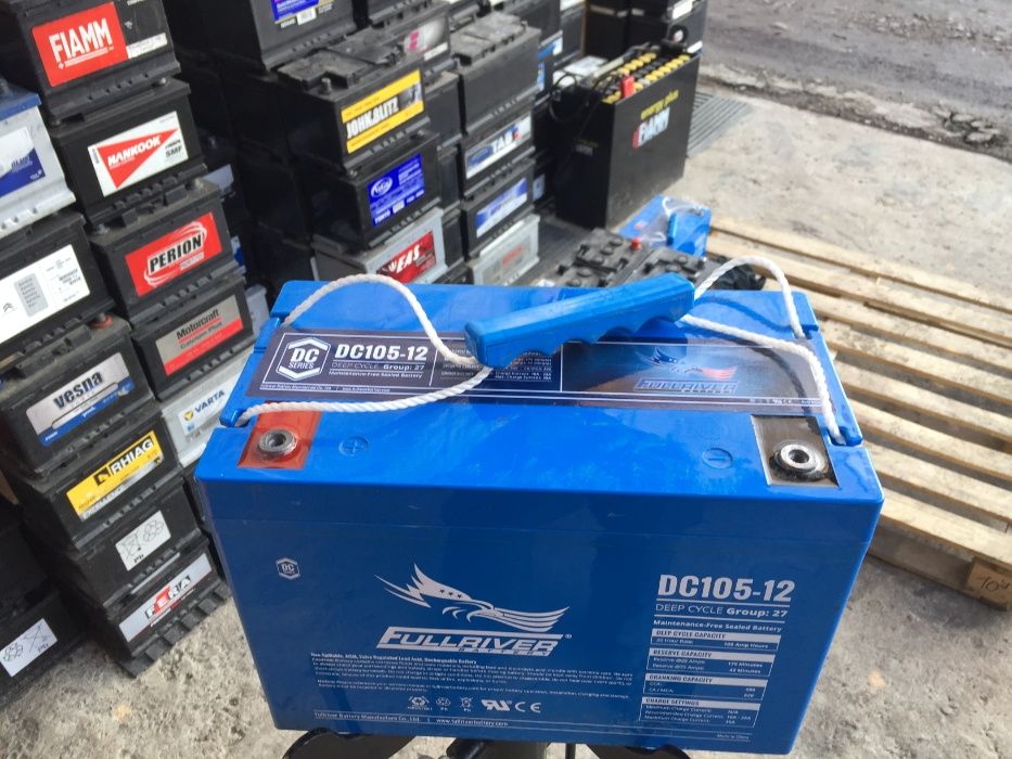 гелов акумулатор 105ач,тягов,като нов,гаранция,доставка,приспадане...