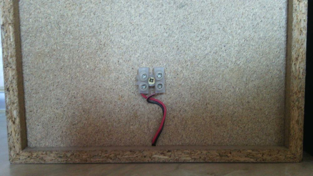 Тонколони GRUNDIG