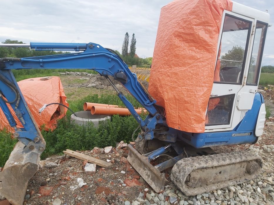 transport moloz(groapa autorizata),nisip,pietris,piatra sparta,beton,p