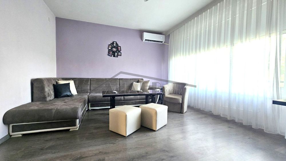 2-стаен панел - 65 кв.м. до Панаира