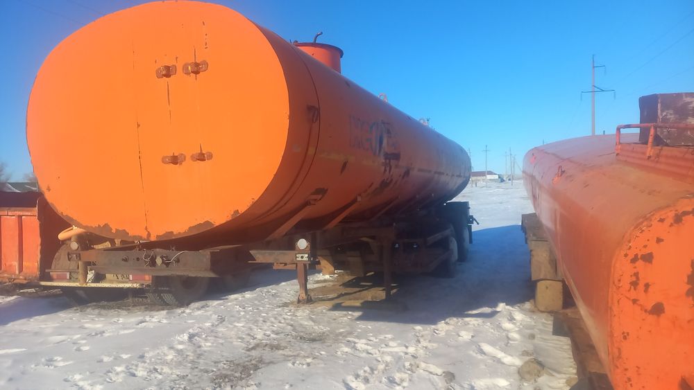 Нефтевоз 30 куб, термос