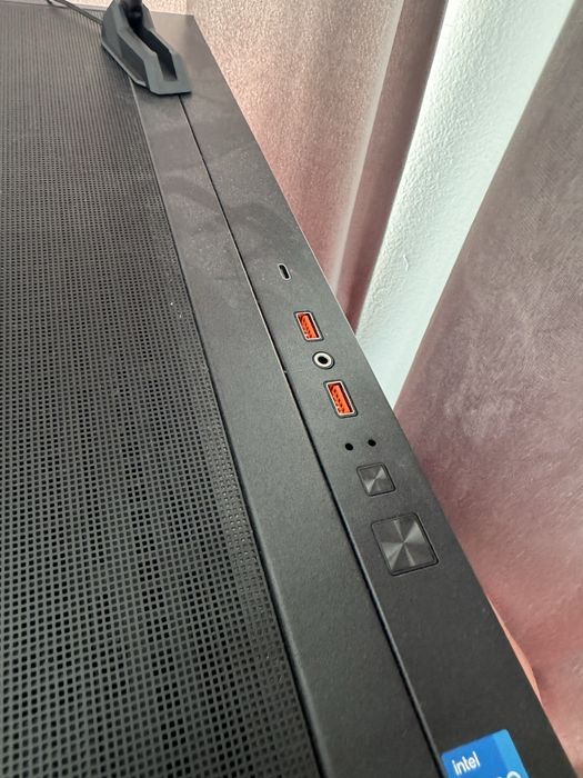 Компютър asus b-760f wifi gaming