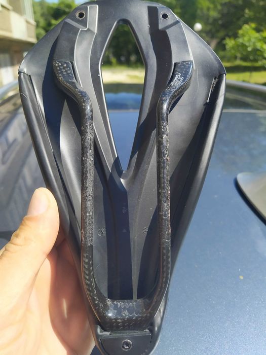 Лот вело седалки,педали за шосейни и триатлон.Selle italia,Specialized