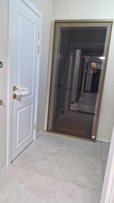 Парящая дверь купе