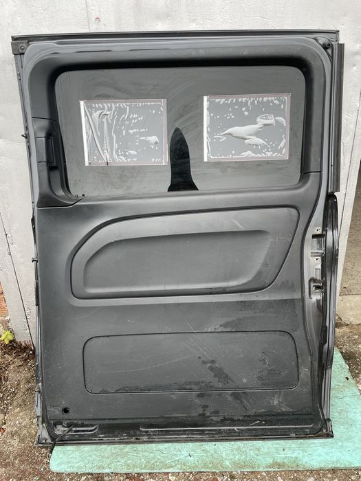 Странична дясна плъзгаща врата за Mercedes Vito W447  2017г-