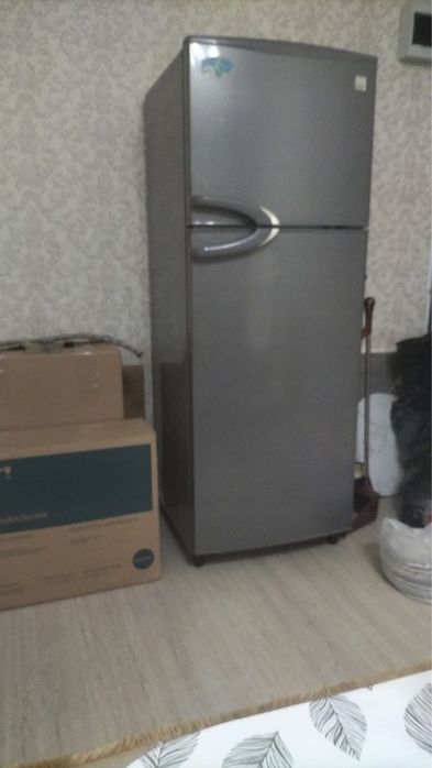 Продам холодильник и Асель печь