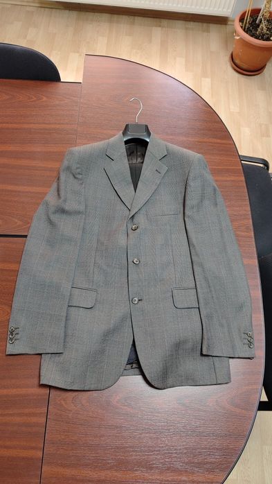 Costum Raymond Weil, 100% lana, mărime M 48/50