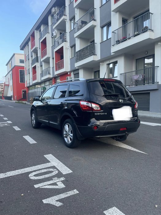Nissan Qashqai+2