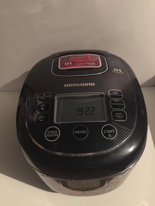Продам мультиварку Redmond