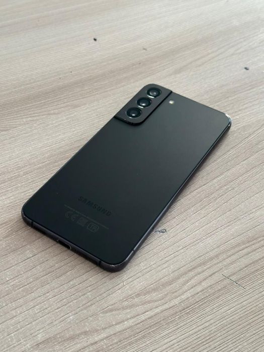 Samsung s22 plus 128/8