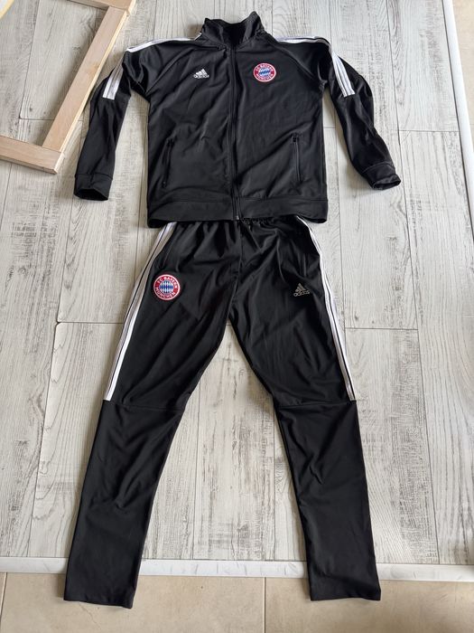 Анцунг  Adidas .XXL