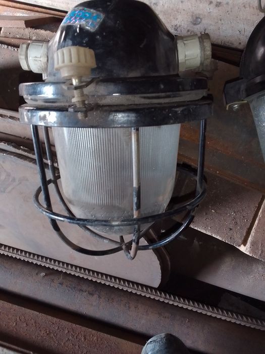 Продам лампочки не дорого