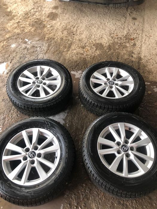 Продам,шины R16/215/65