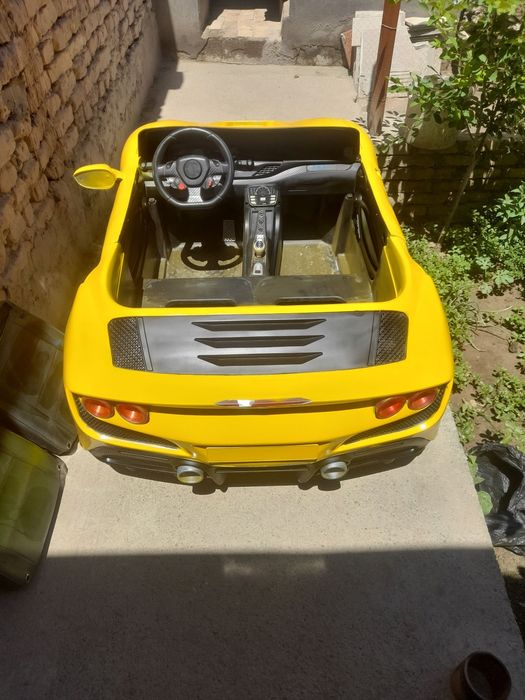 Detskiy moshina ferrari