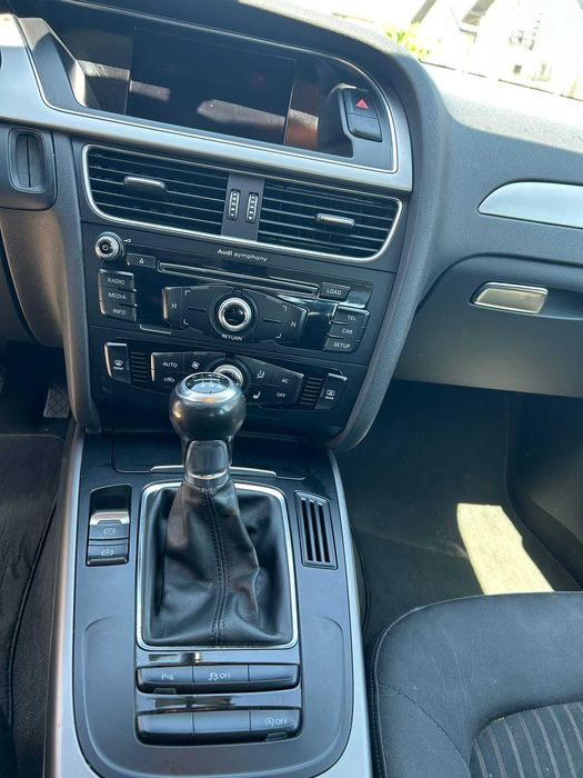 Vand Audi A4 / An 2014 / 1.8 benzina 120 cp / 85.000 km