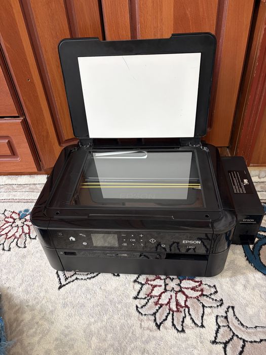 Epson l850 printer Wifi 6-ta rangli scaner kserokopiya holati ideal