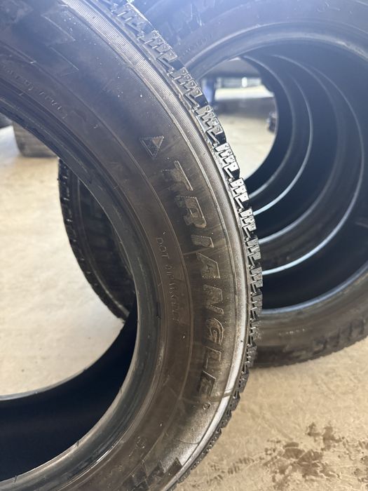 Продам резину 235.60.R18
