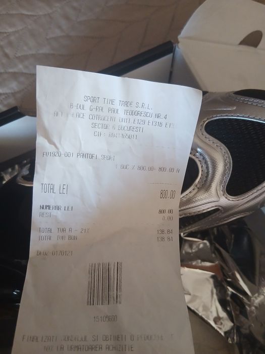 Adidasi Nike Air Max noi