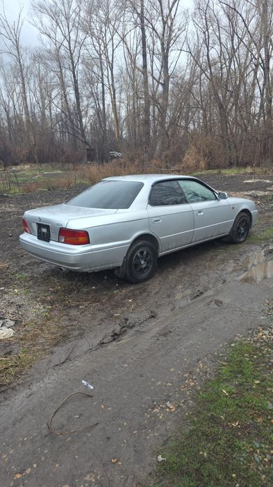 Продам срочно машину