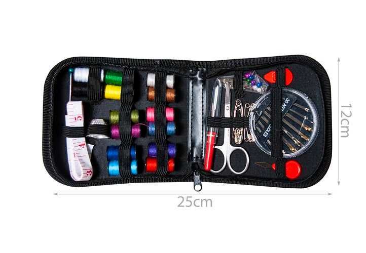 комплект за шиене в преносим несесер 70в1