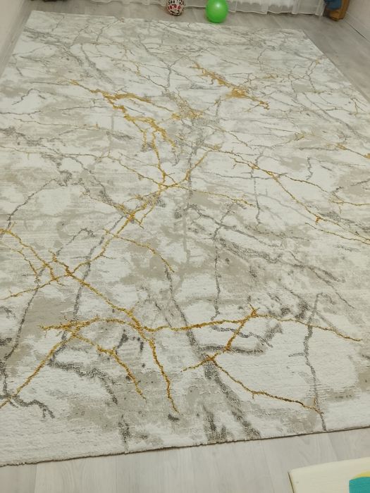 продам ковёр2.5*3.5