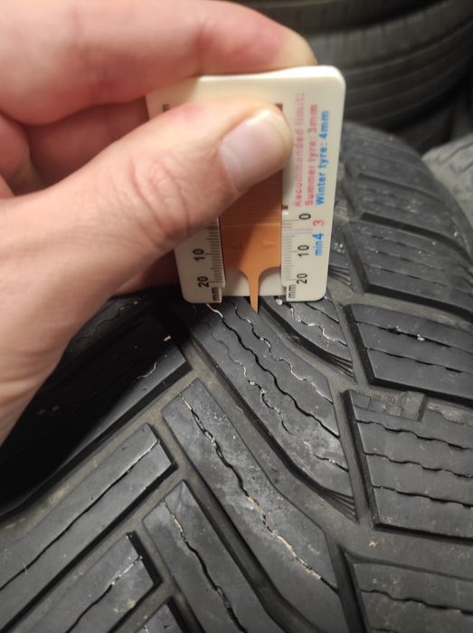 215/55/17 Michelin