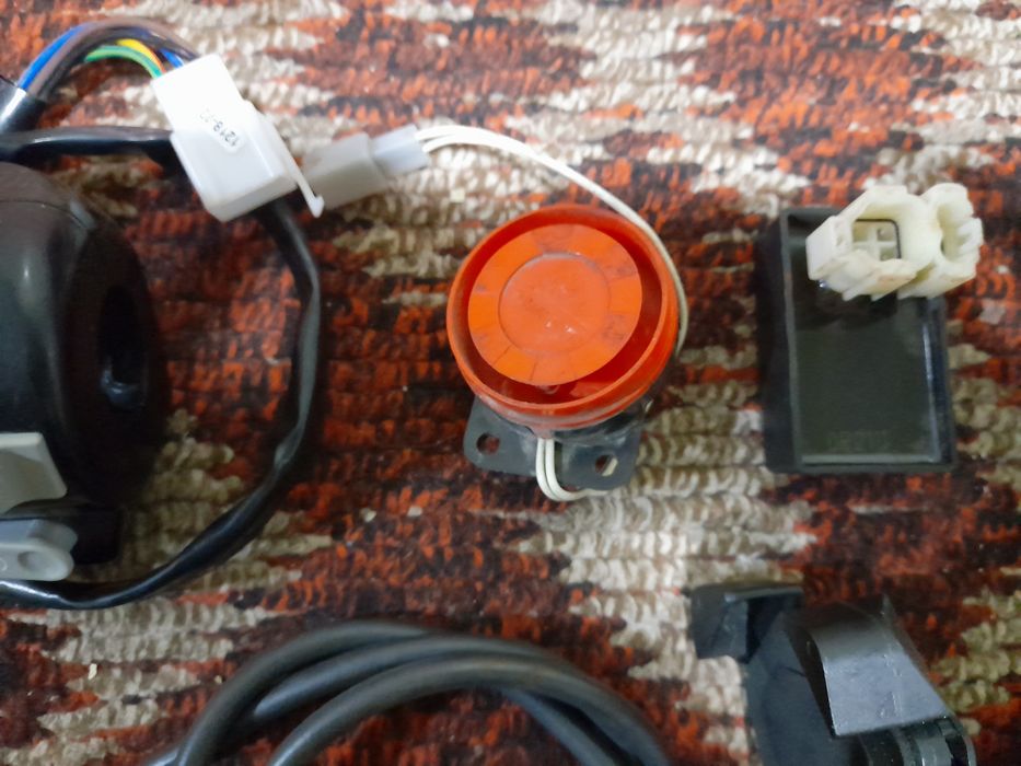 Original Tank Scooter Tablosi va boshqa narsalar