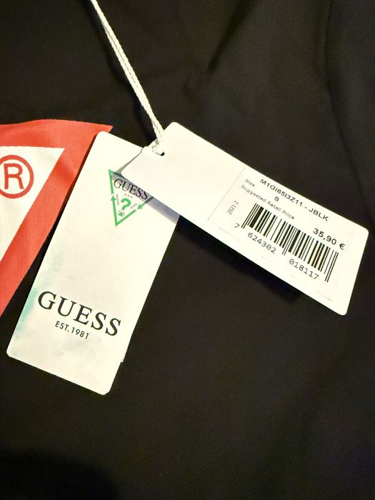 Тениска Guess оригинална , размер s