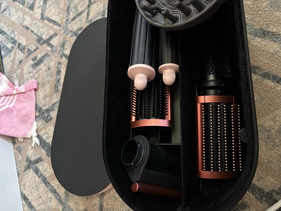 Дайсон оригинал, срочно