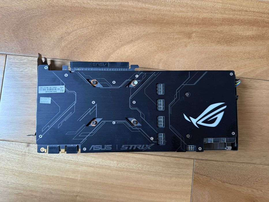 Видео карта ASUS GeForce GTX 1080 8GB ROG Strix