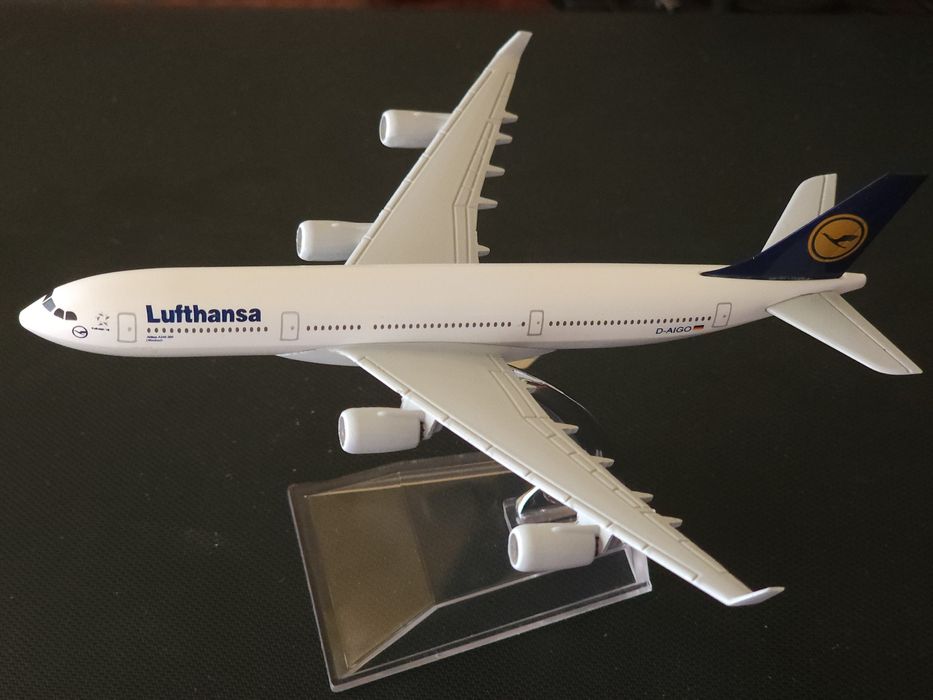 Сувенирный Самолет