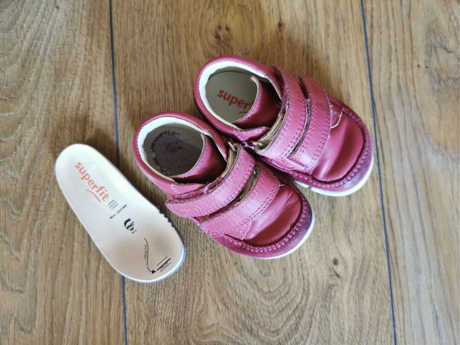 Обувки за прохождане Superfit