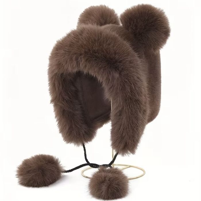 Супер сладка дамска пухкава шапка ! Различни цветове , пух