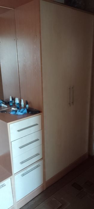 Продам прихожую мебель