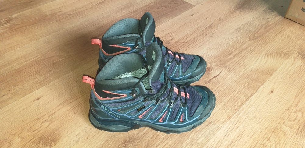 Bocanci munte Solomon X Ultra Mid 2 Gore-Tex mărime 40 cm
